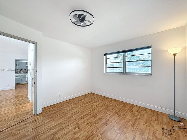 1000 NE 14th Ave 411, Hallandale Beach, FL 33009