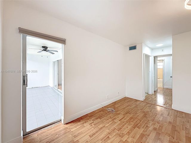 1000 NE 14th Ave 411, Hallandale Beach, FL 33009