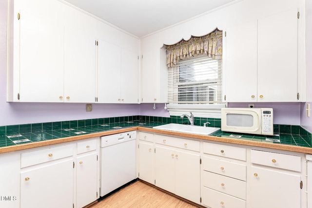 113 W Riverside Drive, Smithfield, NC 27577