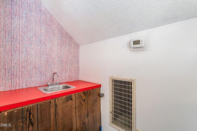 113 W Riverside Drive, Smithfield, NC 27577