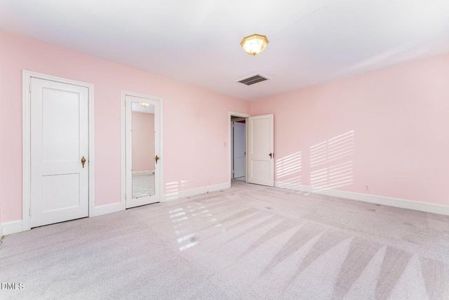 113 W Riverside Drive, Smithfield, NC 27577