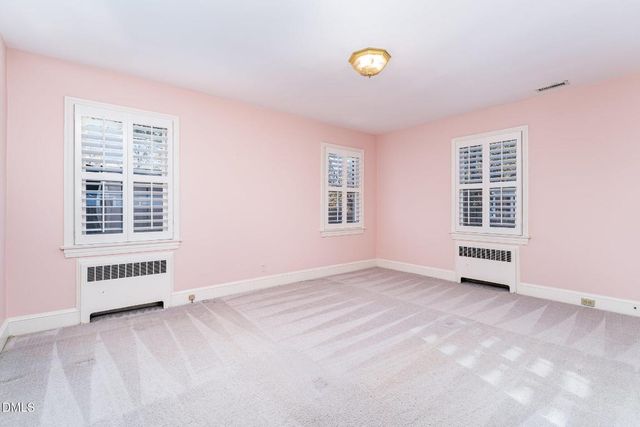 113 W Riverside Drive, Smithfield, NC 27577