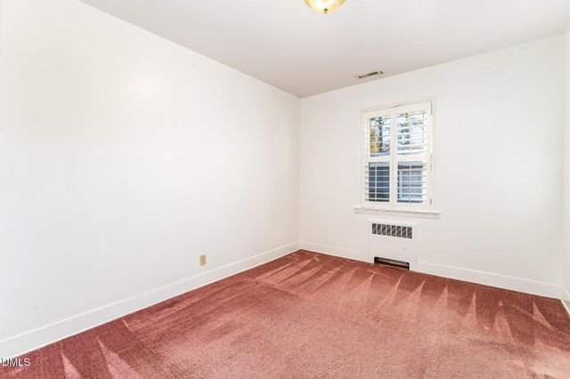 113 W Riverside Drive, Smithfield, NC 27577