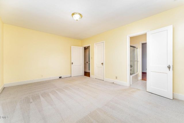 113 W Riverside Drive, Smithfield, NC 27577