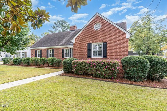 113 W Riverside Drive, Smithfield, NC 27577