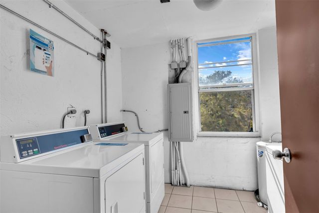 2600 NW 49th Avenue 309, Lauderdale Lakes, FL 33313