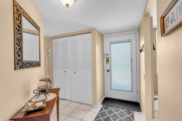 2600 NW 49th Avenue 309, Lauderdale Lakes, FL 33313