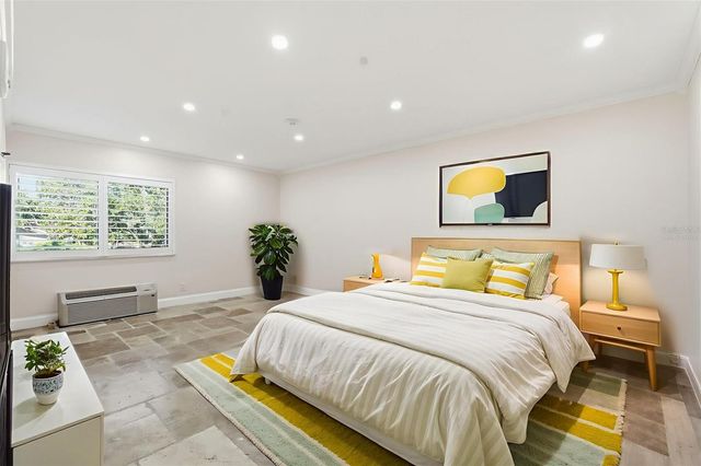 36750 US HIGHWAY 19 N 5-202, Palm Harbor, FL 34683