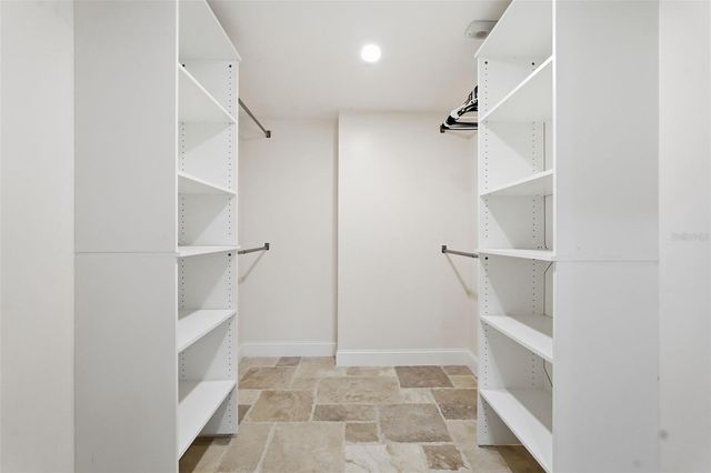 36750 US HIGHWAY 19 N 5-202, Palm Harbor, FL 34683