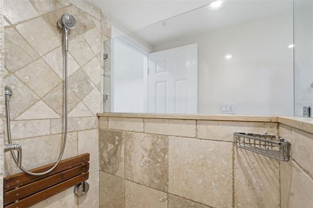 36750 US HIGHWAY 19 N 5-202, Palm Harbor, FL 34683