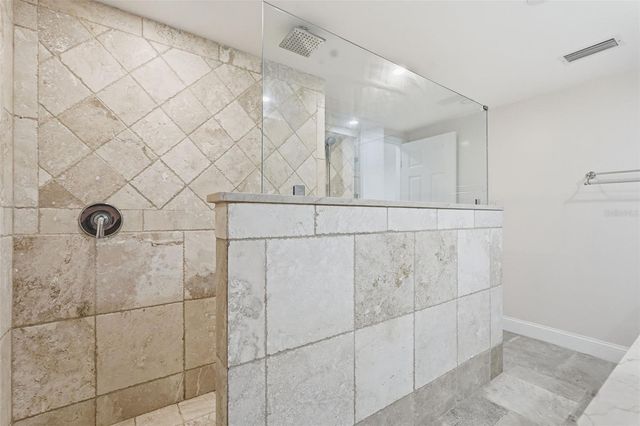 36750 US HIGHWAY 19 N 5-202, Palm Harbor, FL 34683