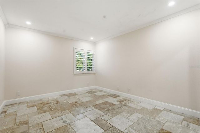 36750 US HIGHWAY 19 N 5-202, Palm Harbor, FL 34683