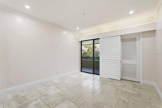 36750 US HIGHWAY 19 N 5-202, Palm Harbor, FL 34683