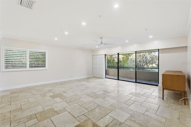 36750 US HIGHWAY 19 N 5-202, Palm Harbor, FL 34683