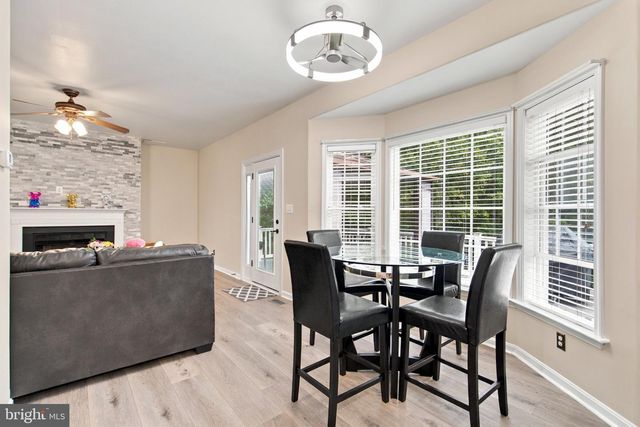 24 PEBBLE PL, Fredericksburg, VA 22405