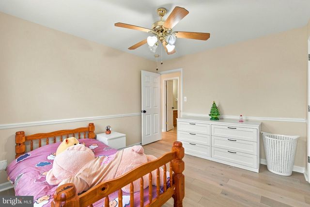 24 PEBBLE PL, Fredericksburg, VA 22405