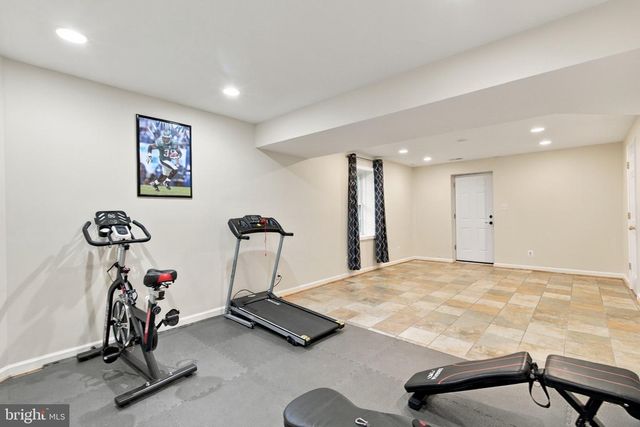 24 PEBBLE PL, Fredericksburg, VA 22405