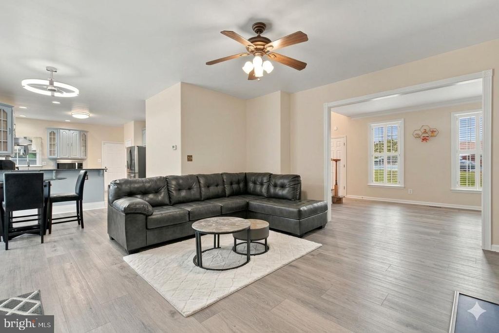 24 PEBBLE PL, Fredericksburg, VA 22405