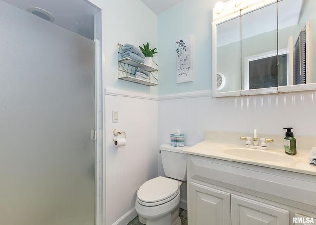 2705 36TH Street, Rock Island, IL 61201