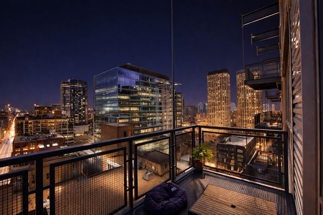 565 W Quincy Street 1709, Chicago, IL 60661