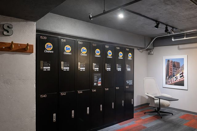 565 W Quincy Street 1709, Chicago, IL 60661