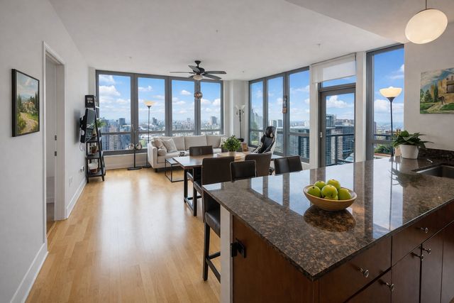 565 W Quincy Street 1709, Chicago, IL 60661