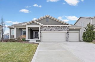 140 Briar Valley Lane, Blue Springs, MO 64064