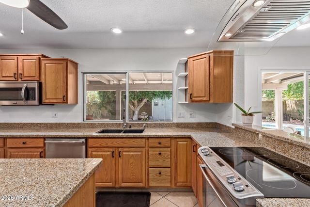 1347 W Lobo Avenue, Mesa, AZ 85202