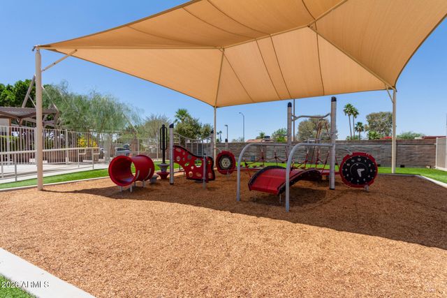 1347 W Lobo Avenue, Mesa, AZ 85202