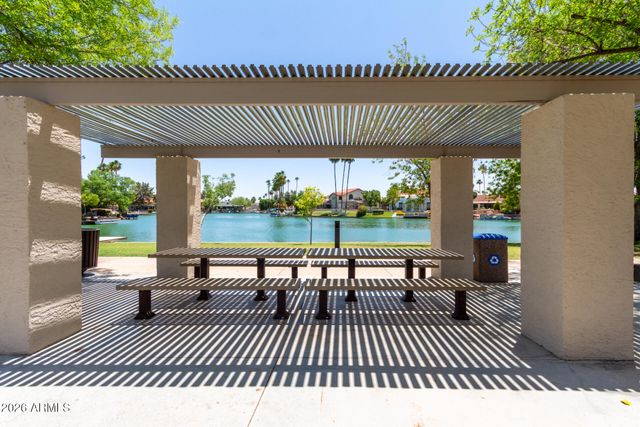 1347 W Lobo Avenue, Mesa, AZ 85202