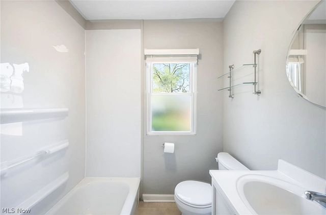 4515 Pershing Avenue, Parma, OH 44134