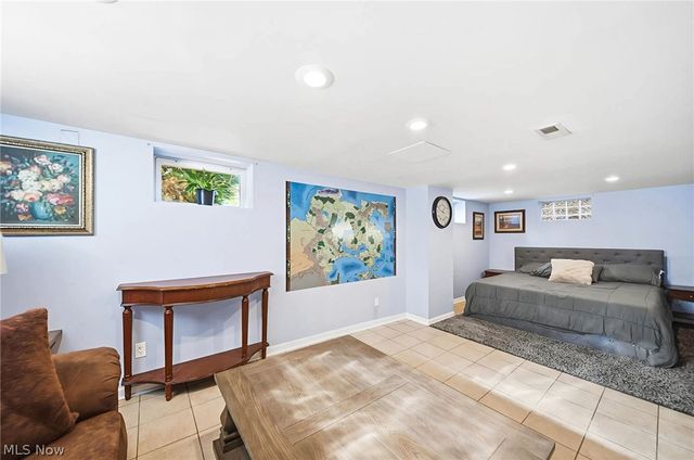 4515 Pershing Avenue, Parma, OH 44134