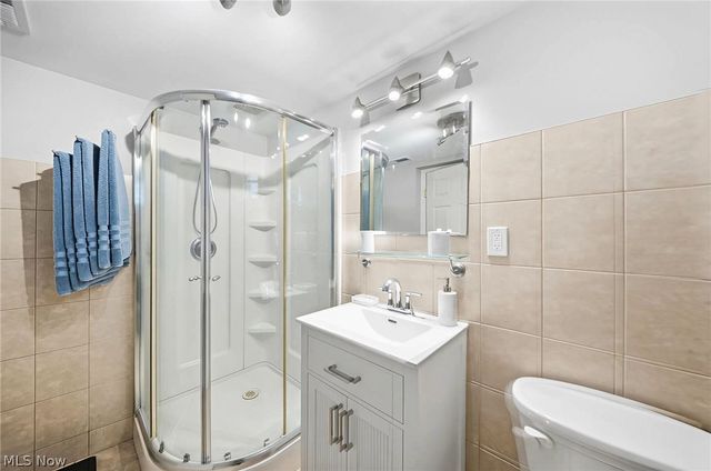 4515 Pershing Avenue, Parma, OH 44134