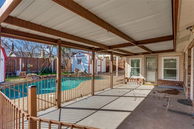 721 NW Ann Lois Lane, Burleson, TX 76028
