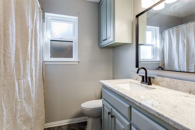 721 NW Ann Lois Lane, Burleson, TX 76028
