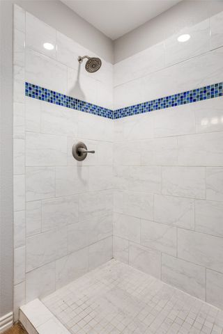 721 NW Ann Lois Lane, Burleson, TX 76028