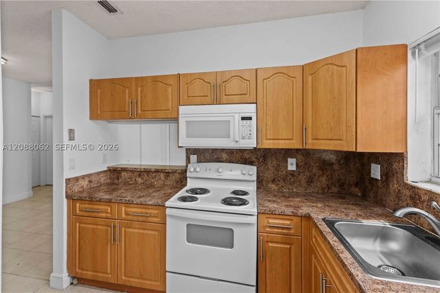 1971 NW 96th Ter 9K, Pembroke Pines, FL 33024