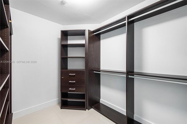 2020 N Bayshore Drive 3904, Miami, FL 33137
