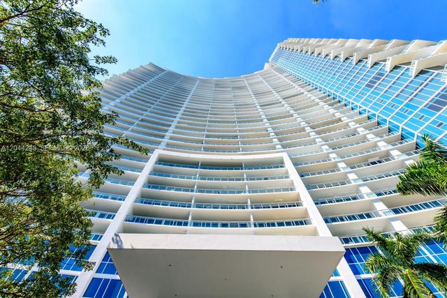2020 N Bayshore Drive 3904, Miami, FL 33137