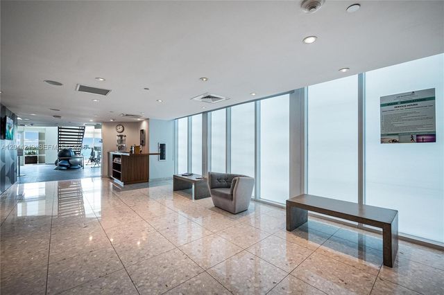 2020 N Bayshore Drive 3904, Miami, FL 33137