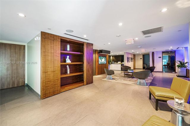 2020 N Bayshore Drive 3904, Miami, FL 33137