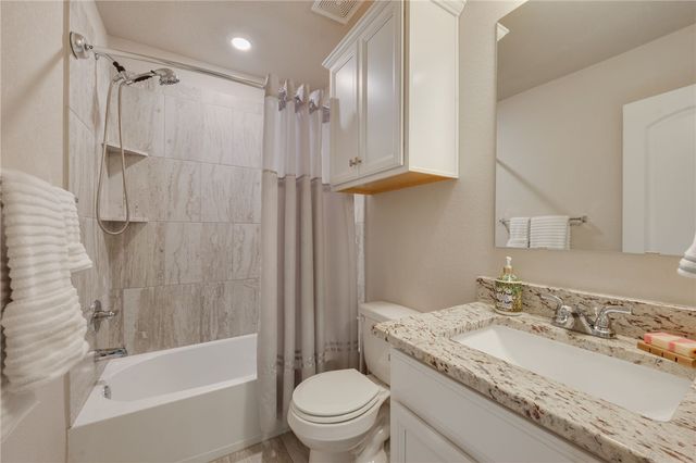2020 Kathryn Drive, Bryan, TX 77807