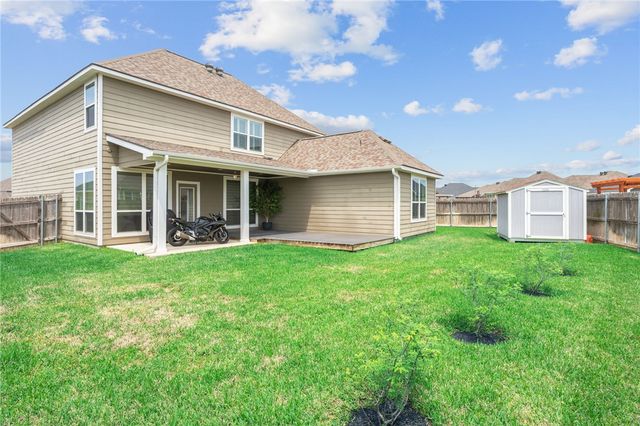 2020 Kathryn Drive, Bryan, TX 77807