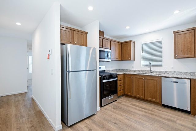 1719 W Olive Avenue # 37, Fresno, CA 93728