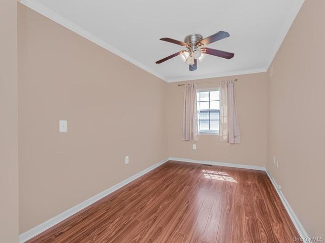 85 Admiral Court 87, Bronx, NY 10473