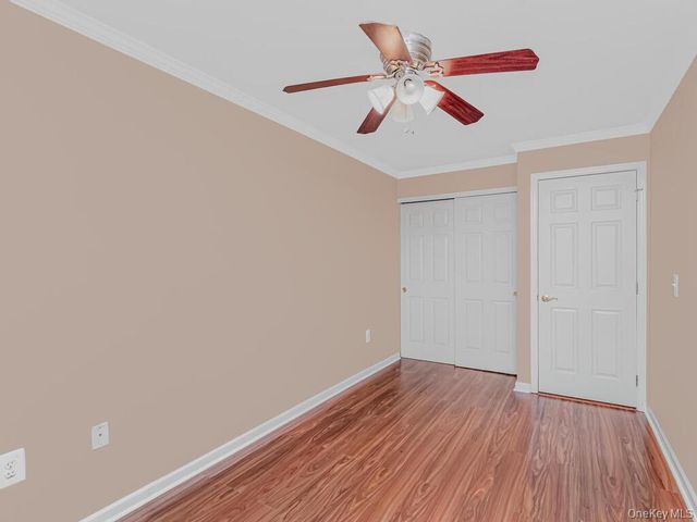 85 Admiral Court 87, Bronx, NY 10473