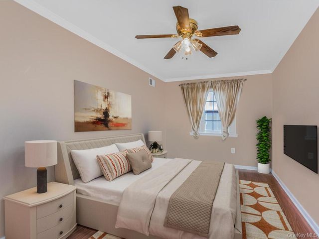 85 Admiral Court 87, Bronx, NY 10473