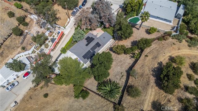 10260 Willow Spring Lane, Sunland, CA 91040