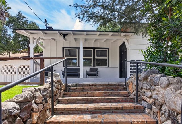 10260 Willow Spring Lane, Sunland, CA 91040