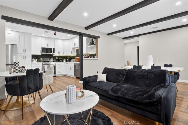 10260 Willow Spring Lane, Sunland, CA 91040